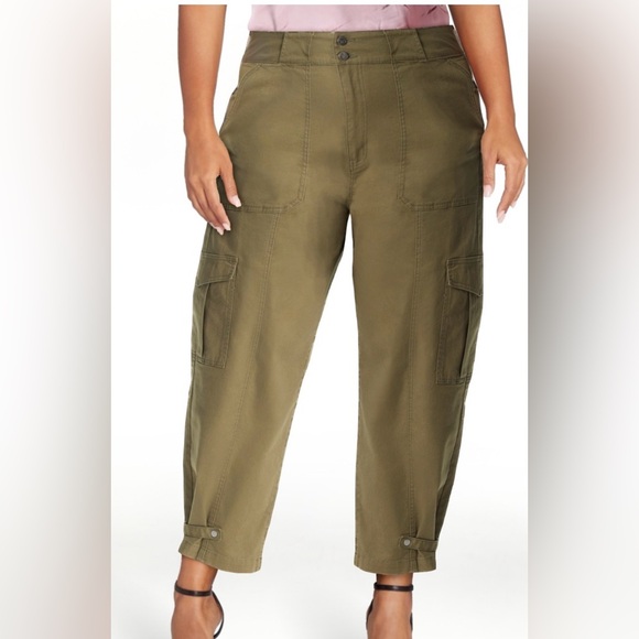 Jessica Simpson Pants - Jessica Simpson Olive Women's Cropped Cargo Low Rise Pants